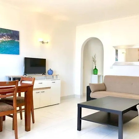 Apartment Sea View And Old Town L Close Center And